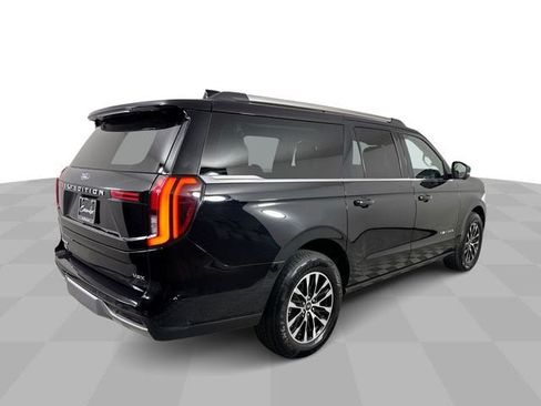 Used 2025 Ford Expedition Max Platinum AWD/4WD image 8