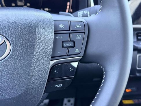 Certified 2025 Toyota Camry SE FWD image 8