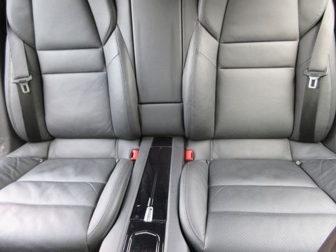 Used 2013 Porsche Panamera S image 15