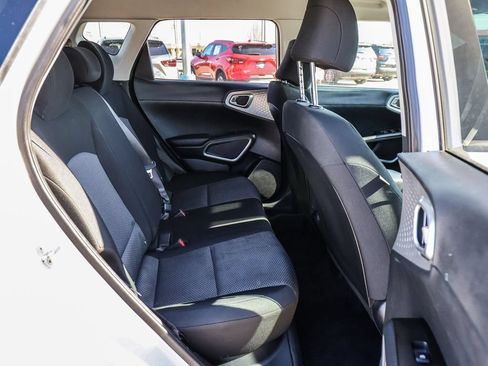 Used 2022 Kia Soul LX w/ Technology Package FWD image 17
