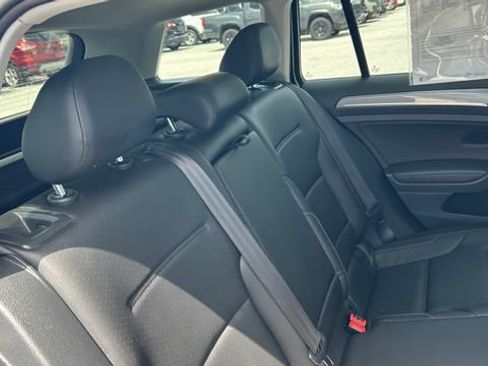 Used 2017 Volkswagen Golf Alltrack SE AWD/4WD image 43