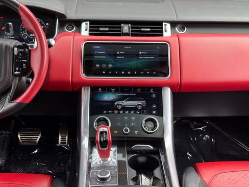 Used 2022 Land Rover Range Rover Sport SVR image 27