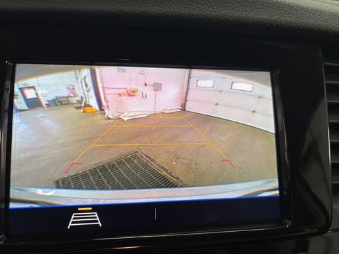 Used 2022 Buick Encore Preferred w/ Safety Package AWD/4WD image 31