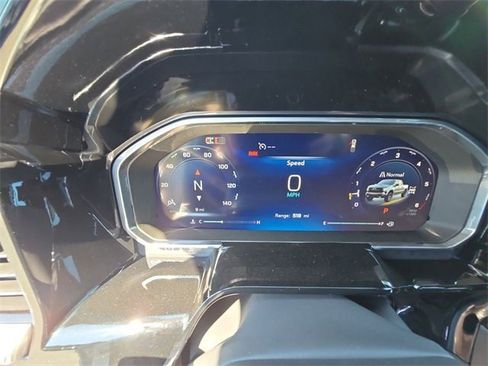 New 2026 Chevrolet Silverado 1500 LT Trail Boss w/ Convenience Package II image 12