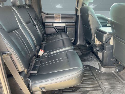 Used 2018 Ford F250 Lariat image 27