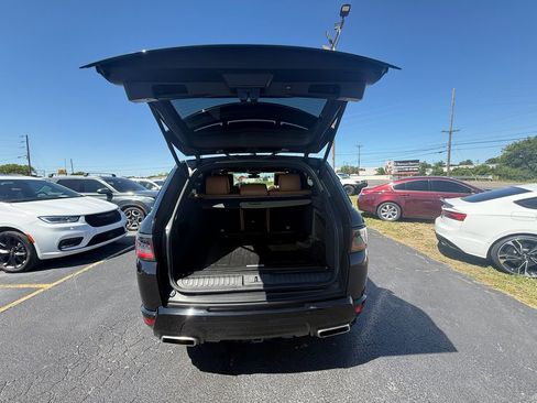 Used 2019 Land Rover Range Rover Sport Supercharged AWD/4WD image 5