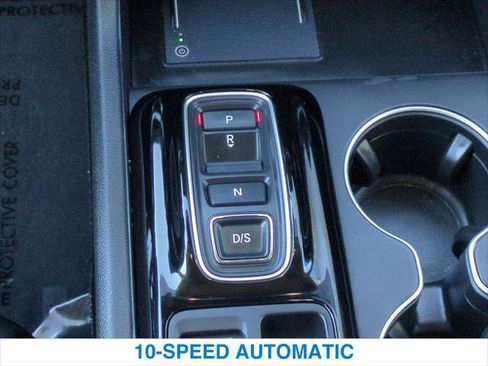 Certified 2024 Honda Pilot Touring image 19