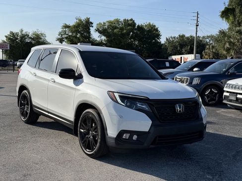 Used 2021 Honda Passport Sport image 2