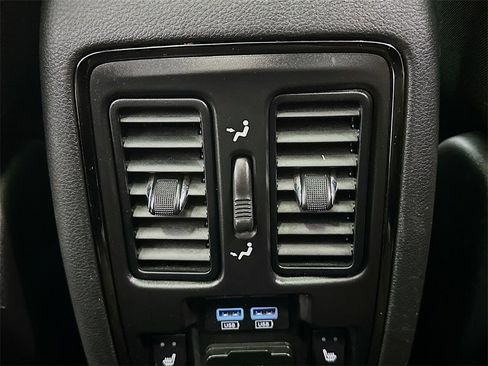 Used 2019 Jeep Grand Cherokee High Altitude image 29