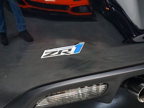 Used 2010 Chevrolet Corvette ZR1 w/ Preferred Equipment Group RWD image 68