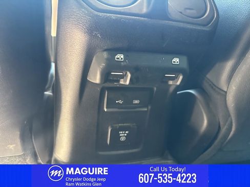 Used 2020 Jeep Gladiator Rubicon AWD/4WD image 34