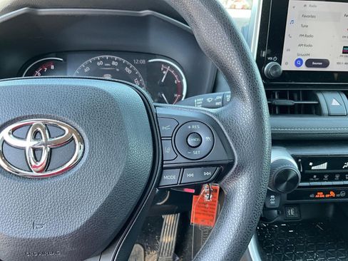 Used 2024 Toyota RAV4 LE AWD/4WD image 11