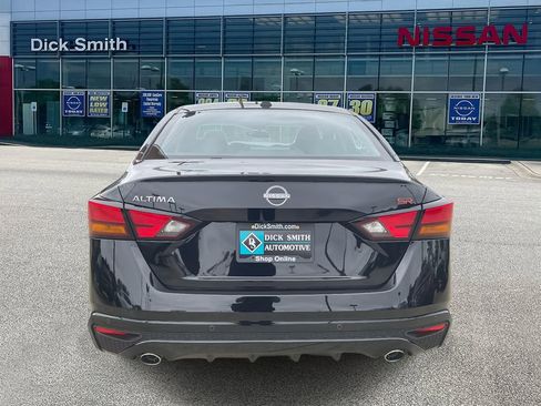 New 2025 Nissan Altima 2.5 SR image 5