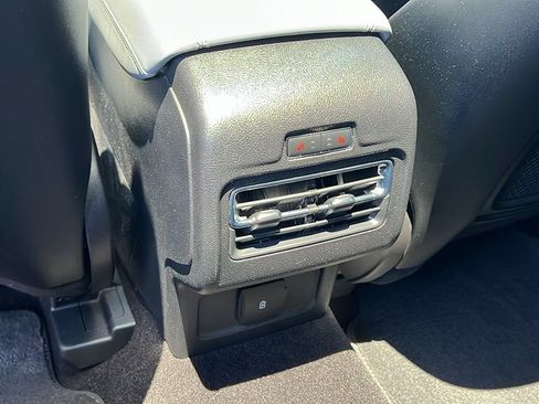 Certified 2022 Lincoln Corsair FWD w/ Premium Package image 10