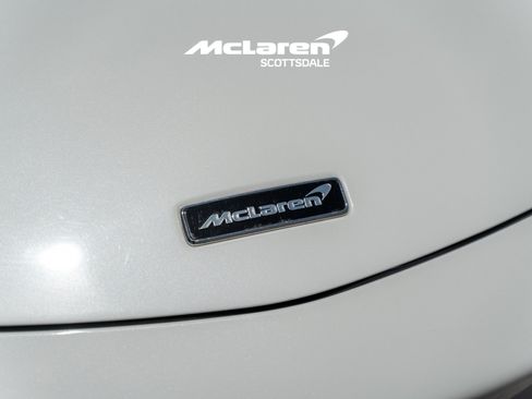 Used 2023 McLaren Artura RWD image 19