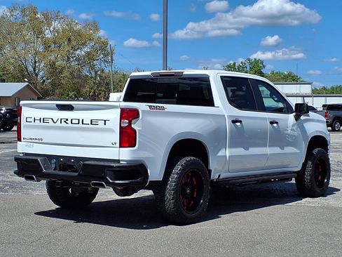 Used 2021 Chevrolet Silverado 1500 LT Trail Boss w/ Convenience Package II AWD/4WD image 4