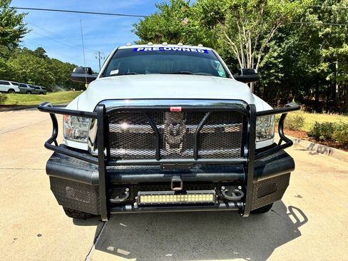 Used 2018 RAM 2500 Tradesman w/ Chrome Appearance Group AWD/4WD image 2