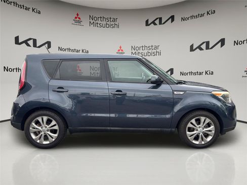 Used 2015 Kia Soul + FWD image 13
