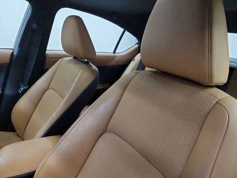 Used 2024 Lexus IS 300 w/ Comfort Package RWD image 20