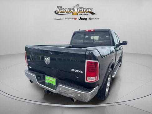 Used 2017 RAM 1500 Laramie w/ Convenience Group AWD/4WD image 8
