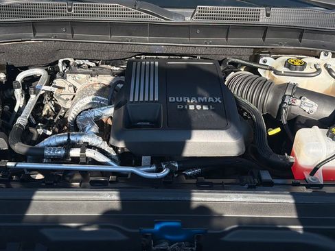 Used 2022 GMC Sierra 1500 Elevation w/ X31 Off-Road Package AWD/4WD image 22