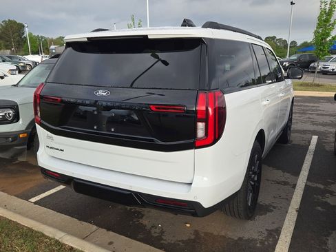 Used 2025 Ford Expedition Platinum w/ Stealth Performance Package image 3