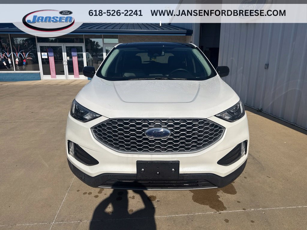 Used 2024 Ford Edge SEL w/ Convenience Package AWD/4WD image 2