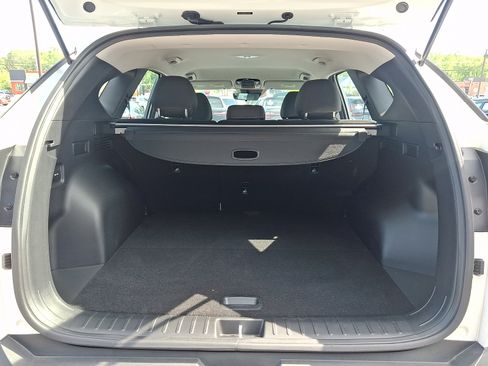 Used 2025 Hyundai Tucson SE AWD/4WD image 28