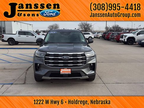 New 2026 Ford Explorer Active w/ Active Comfort Package image 3