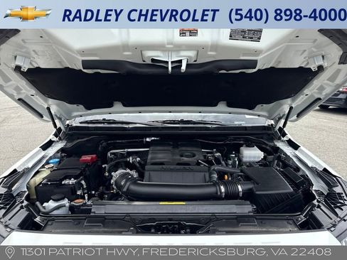 Used 2024 Nissan Frontier SV w/ SV Convenience Package image 9