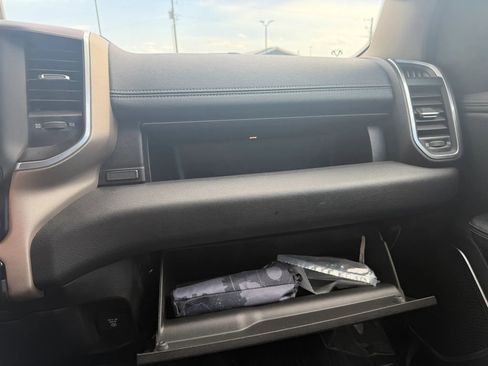 Used 2021 RAM 1500 Laramie AWD/4WD image 37