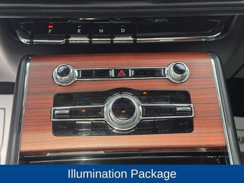 Used 2022 Lincoln Aviator Reserve w/ Equipment Group 201A AWD/4WD image 21