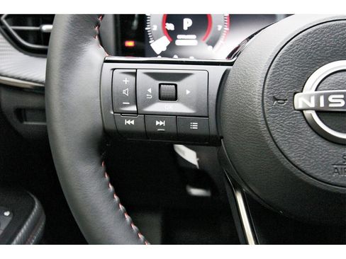 New 2026 Nissan Kicks SR w/ SR Premium Package image 15