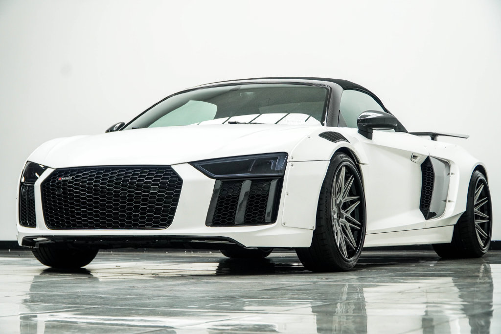 Used 2018 Audi R8 V10 AWD/4WD image 16
