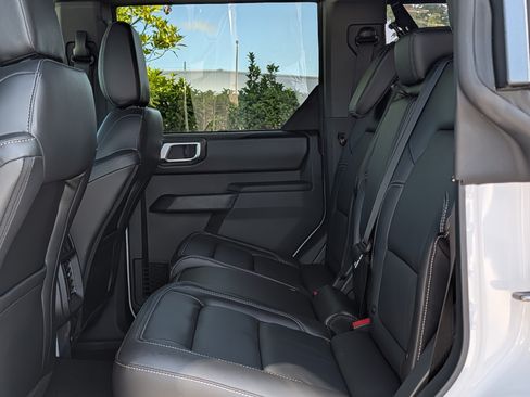 New 2026 Ford Bronco Outer Banks AWD/4WD image 36