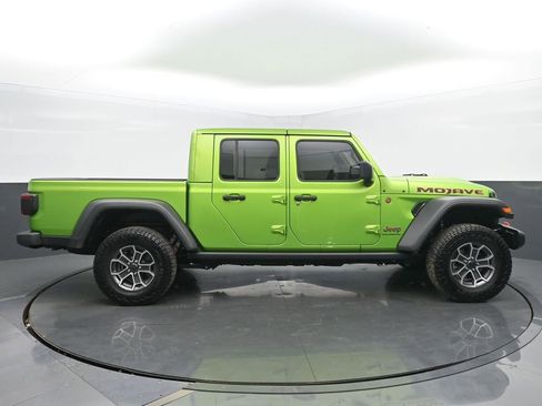 Used 2025 Jeep Gladiator Mojave w/ Safety Group image 6