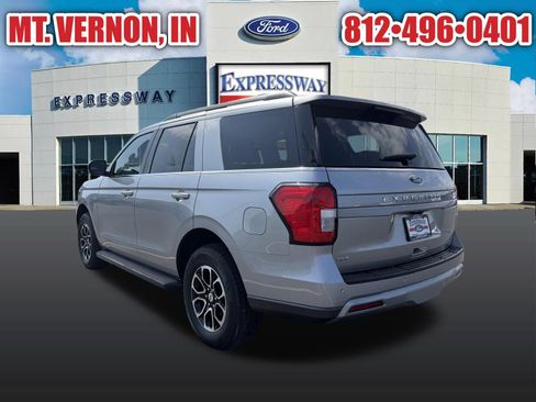 Used 2024 Ford Expedition XLT AWD/4WD image 9
