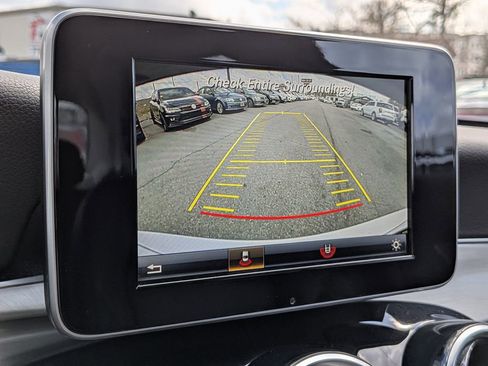 Used 2016 Mercedes-Benz C 300 Sedan image 20