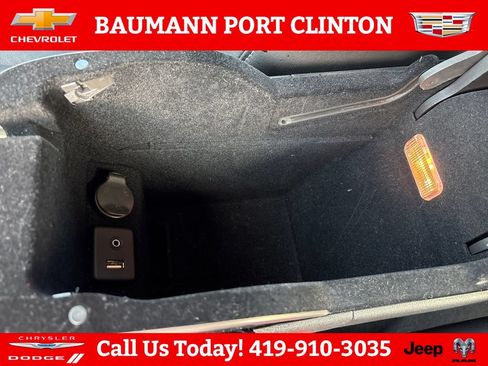 Used 2015 Buick LaCrosse Leather FWD image 27