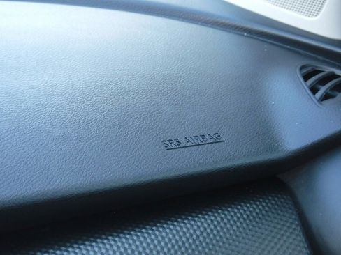 Used 2021 Nissan Kicks SV image 25