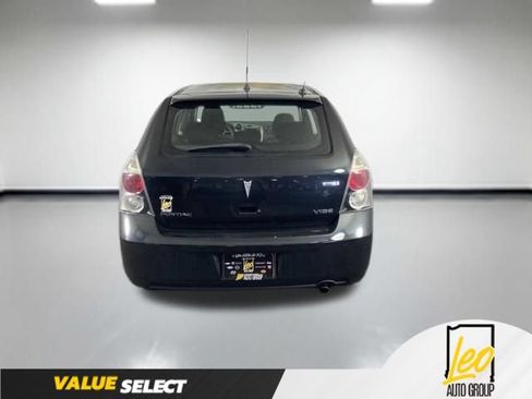 Used 2009 Pontiac Vibe w/ Preferred Package FWD image 5