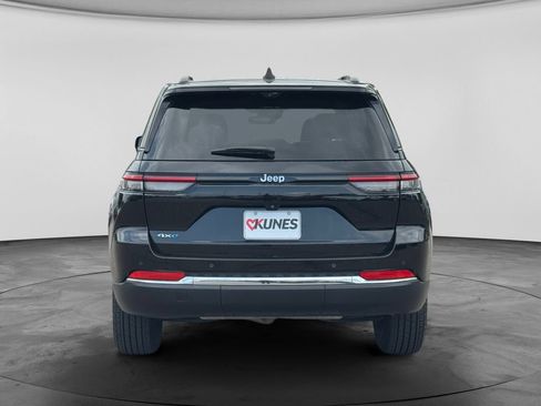 Used 2022 Jeep Grand Cherokee Limited 4xe w/ Luxury Tech Group II AWD/4WD image 9