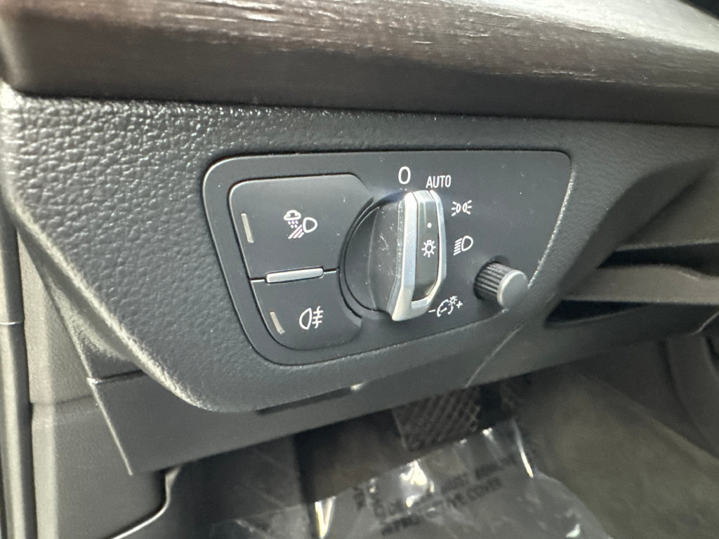 Used 2023 Audi Q5 2.0T Premium AWD/4WD image 58