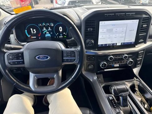 Used 2021 Ford F150 Lariat RWD image 11