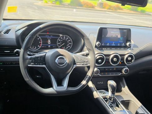 Used 2022 Nissan Sentra SV FWD image 33
