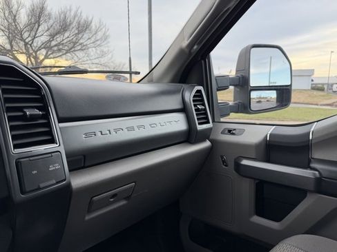 Used 2022 Ford F250 XLT image 23