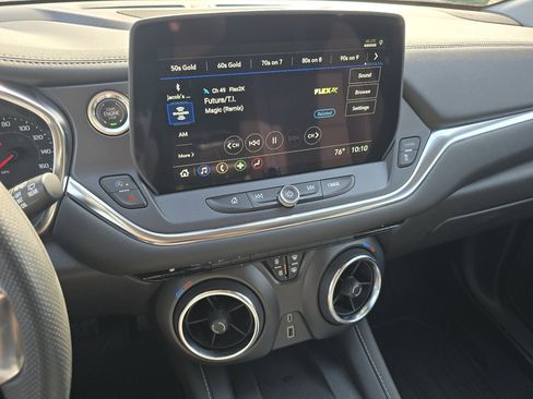 Used 2024 Chevrolet Blazer LT w/ Convenience Package FWD image 36