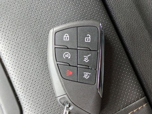 Used 2023 GMC Yukon XL AT4 w/ AT4 Premium Package image 37