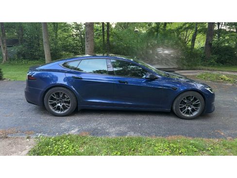 Used 2022 Tesla Model S Standard Range AWD/4WD image 3