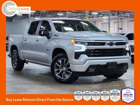 Used 2022 Chevrolet Silverado 1500 RST AWD/4WD image 1